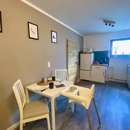 Apartamento Weiher Mit Terrasse & Parkplatz Kulmbach